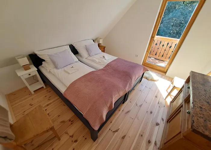 Iluska Vendeghaz Apartment